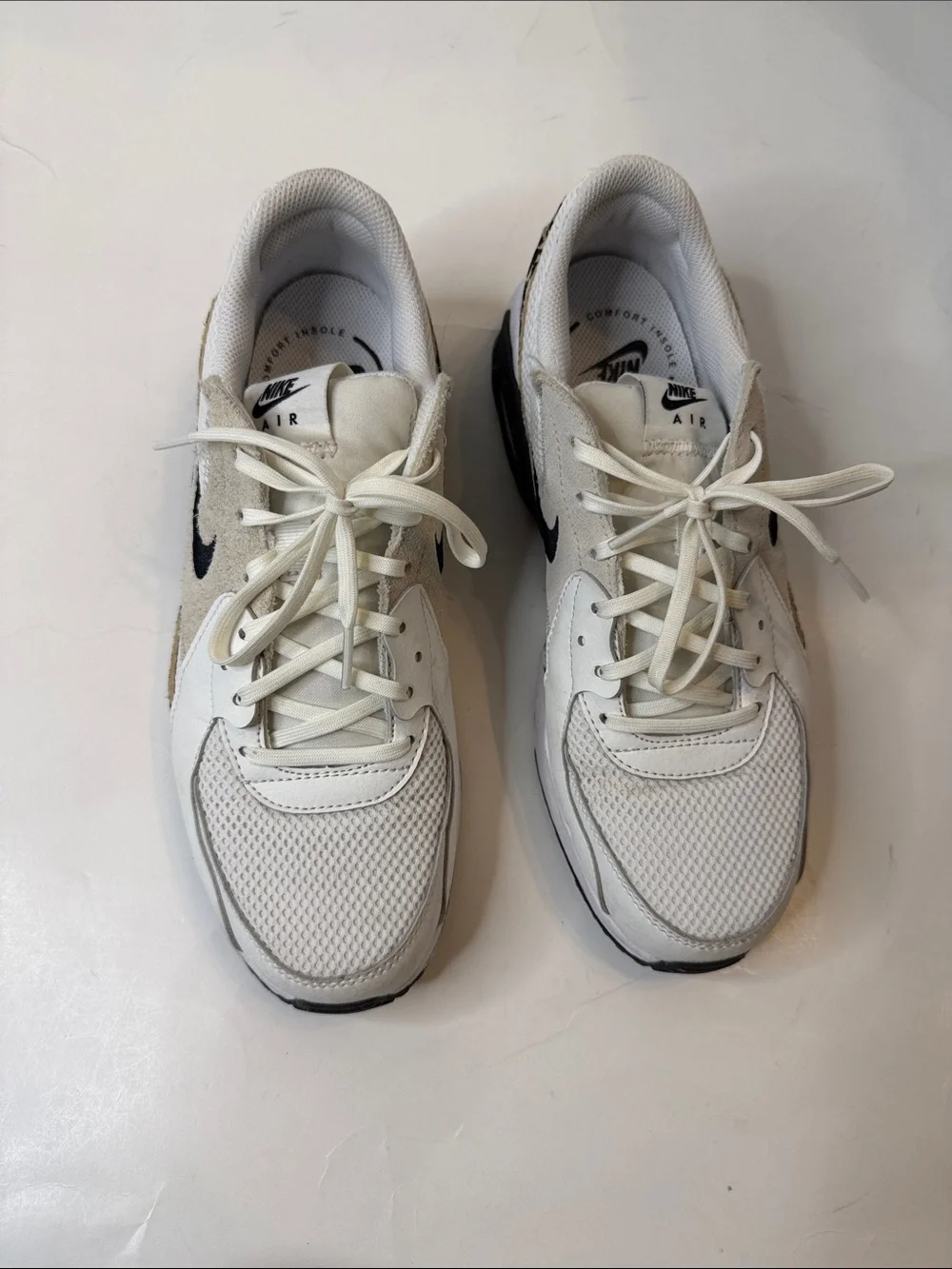Nike women’s mike